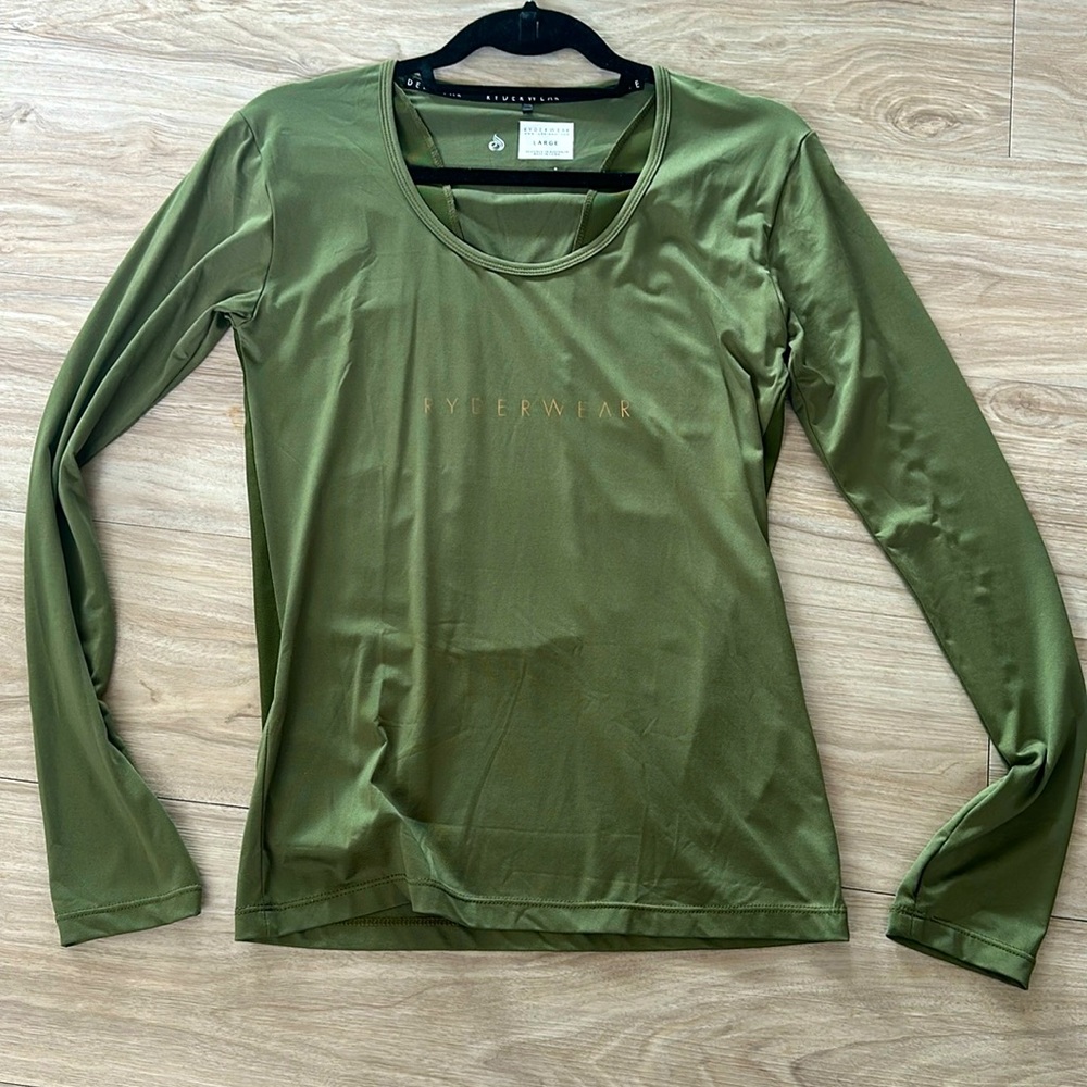 RYDERWEAR olive green long sleeve top